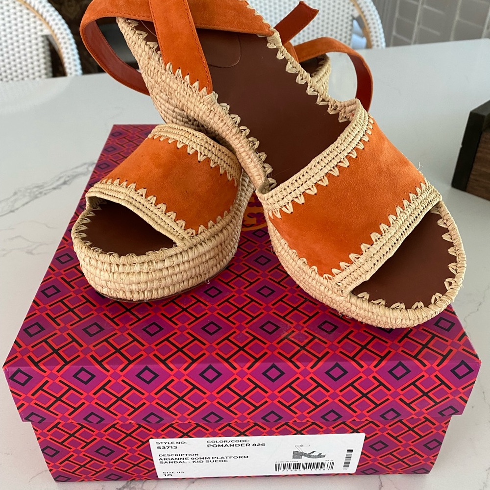 Tory Burch Arianne Platform Sandal. Size 10